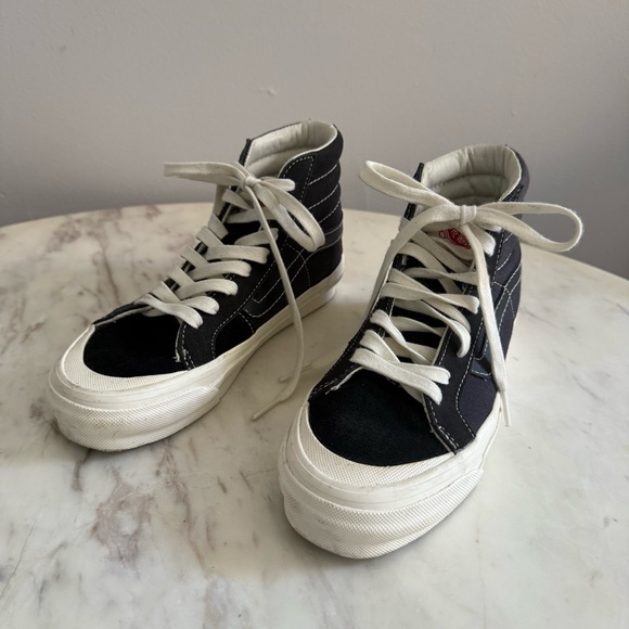 VANS Black Suede OG 138 LX High-Top Sneakers Size 5 - Picture 1 of 9